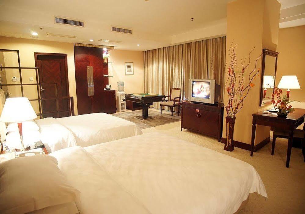 Jun Hao Hotel Dongguan  Zewnętrze zdjęcie