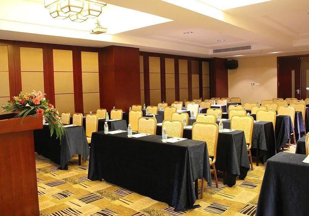 Jun Hao Hotel Dongguan  Zewnętrze zdjęcie