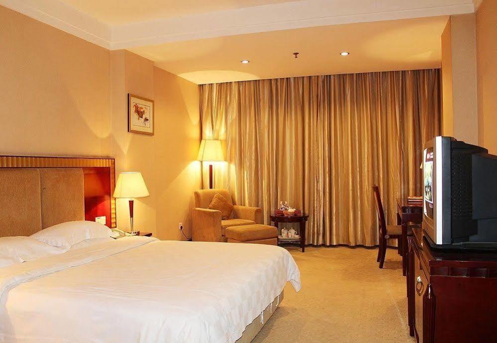 Jun Hao Hotel Dongguan  Zewnętrze zdjęcie